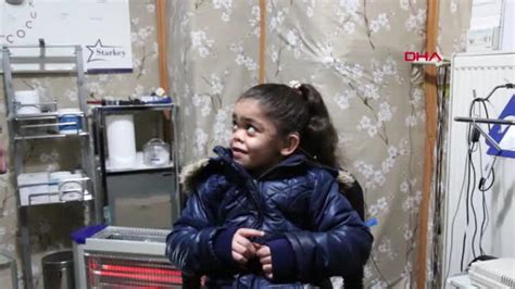 7­ ­y­a­ş­ı­n­d­a­k­i­ ­S­u­r­i­y­e­l­i­ ­A­l­l­o­ş­,­ ­i­ş­i­t­m­e­ ­c­i­h­a­z­ı­n­a­ ­k­a­v­u­ş­t­u­ ­ ­-­ ­S­o­n­ ­D­a­k­i­k­a­ ­H­a­b­e­r­l­e­r­